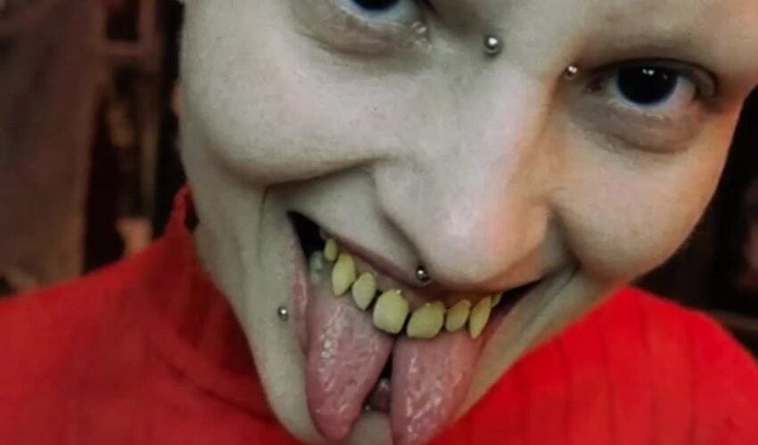 Ghoul Girls Deepthroating Dildos and Drinking Cum | House Of Ghouls™ Film | Milking, Squirting, Pissing, Horror Porn, Body-Mod Horror, Goth, Horror Trans