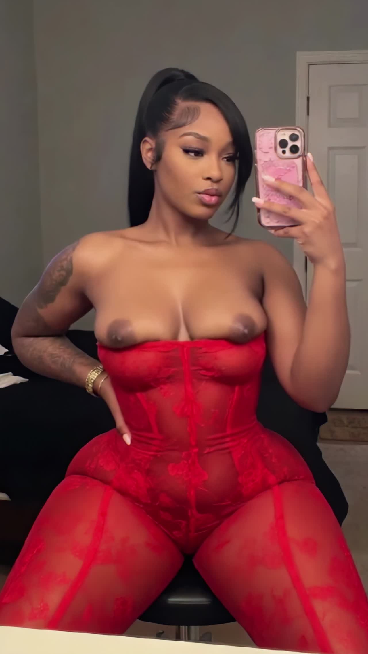 Sexy Ebony Wearing Lace Outfit