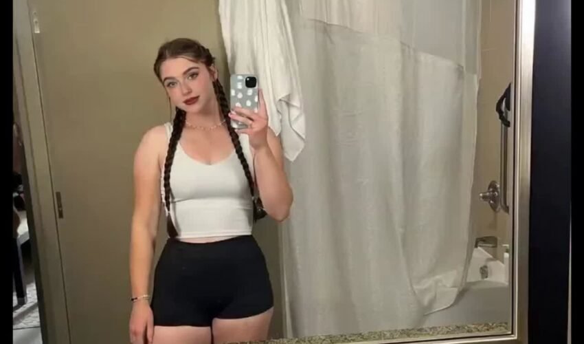 Rub Tug Dick In The Butt