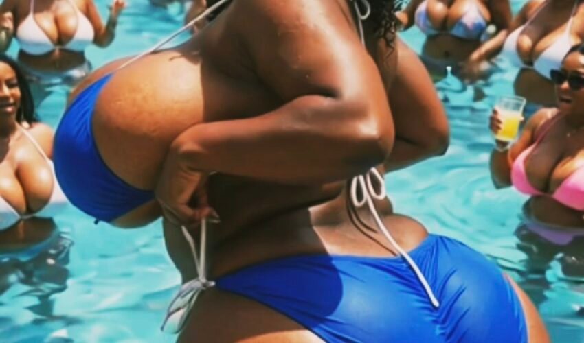 Poolside Queen