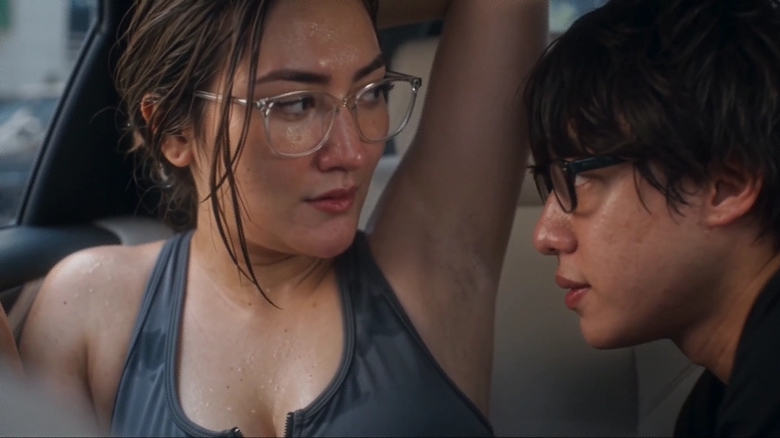 MILF's Revenge: Armpit Sucking for Compensation in Hot Gym Encounter