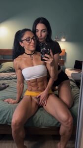 Gothic Ophelia & Sasha | Queen Of Squirt